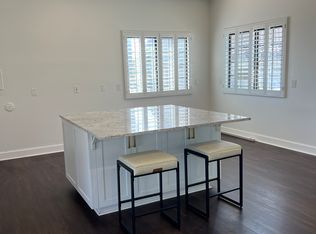 832 Grove View Rd, Oceanside, CA 92057