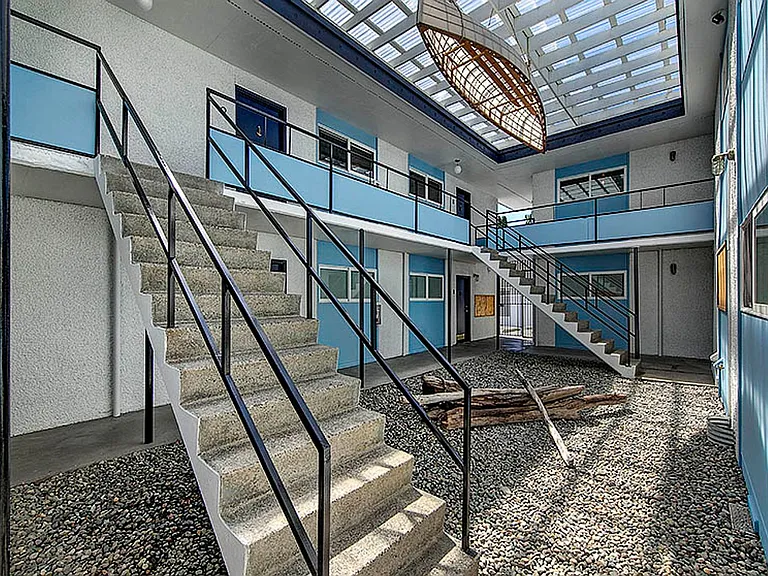 Riverside Apartments — Photo 22