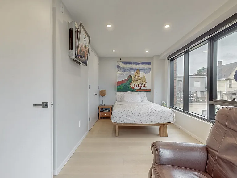 40-22 60th St #2K — Photo 9