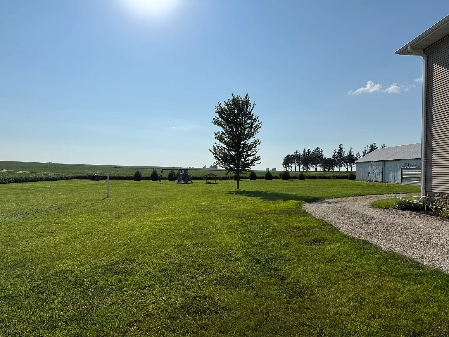 5 bed, 1568 sqft, $1,800 — Photo 3