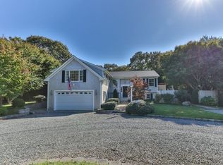 56 Deer Run Rd, Vineyard Haven, MA 02568