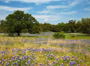 11 Maddalena Ln, Dripping Springs, TX 78620