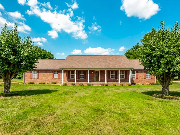 604 N Russell St, Portland, TN 37148