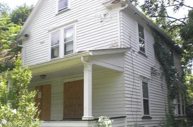 1st image of 674 Bellevue Ave