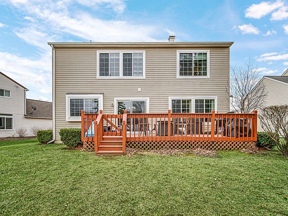 2nd image of 1524 Knoll Crest Dr