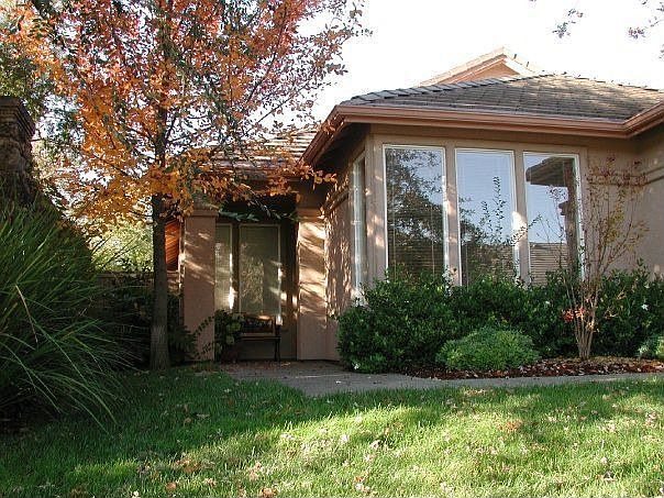 1st image of 1151 Oak Knoll Ct