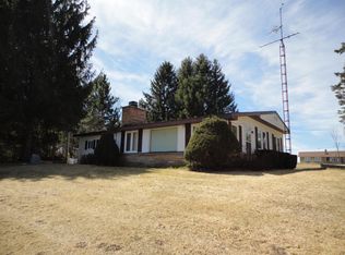 1519 Big Lake Rd, Gaylord, MI 49735