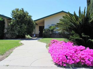 857 N Bates Ave, Dinuba, CA 93618