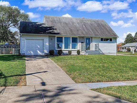 2nd image of 195 Barrington Dr
