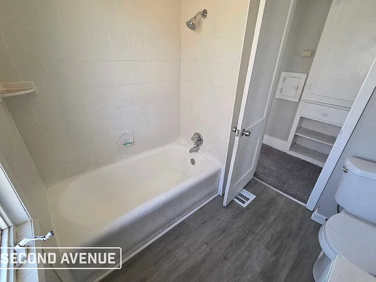 730 Wellington St SE — Photo 6