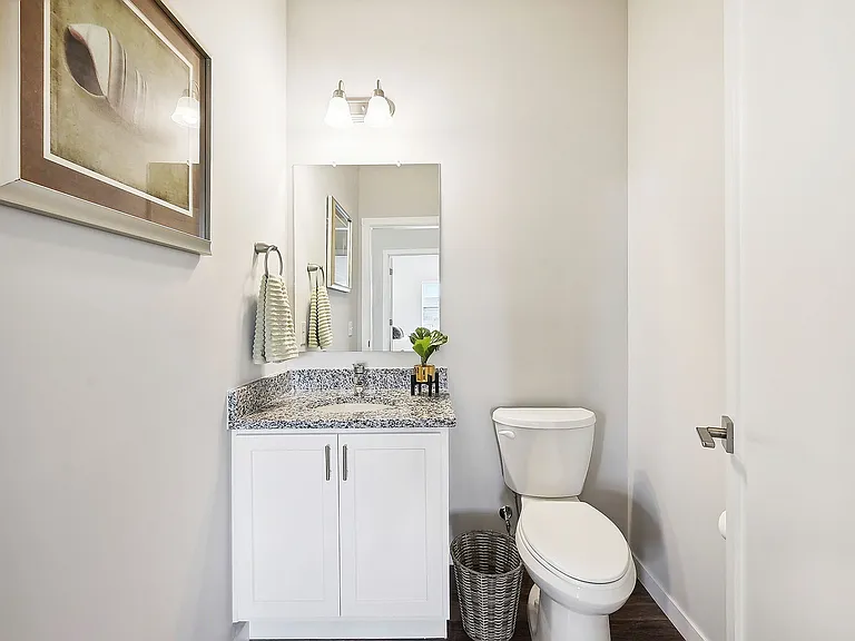 DWC_1BR_HalfBath