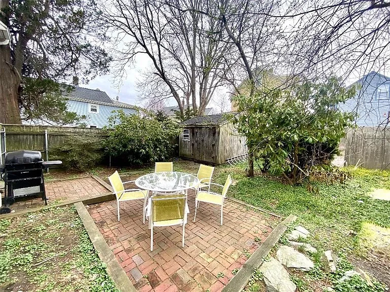 32 McAllister St — Photo 15