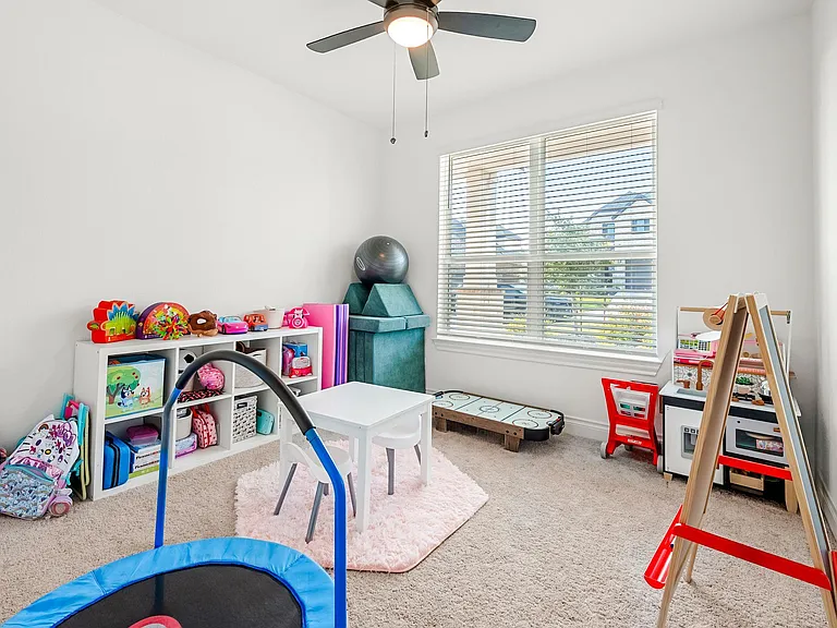 1301 White Daisy Ln — Photo 22