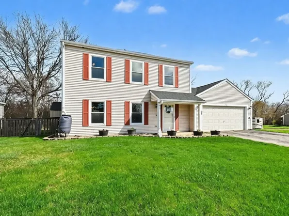 30W130 Huntington Dr, Warrenville, IL 60555