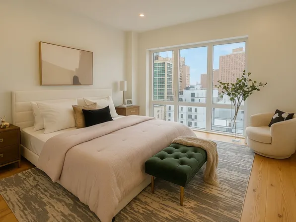 427 East 90th Street image 11 of 26