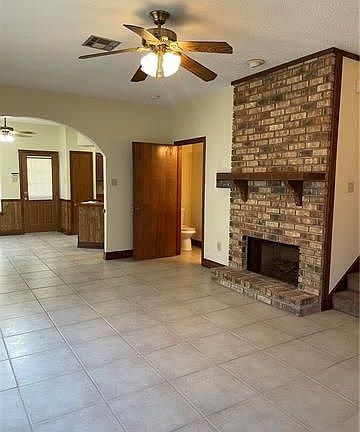 4th image of 7780 Hayne Blvd