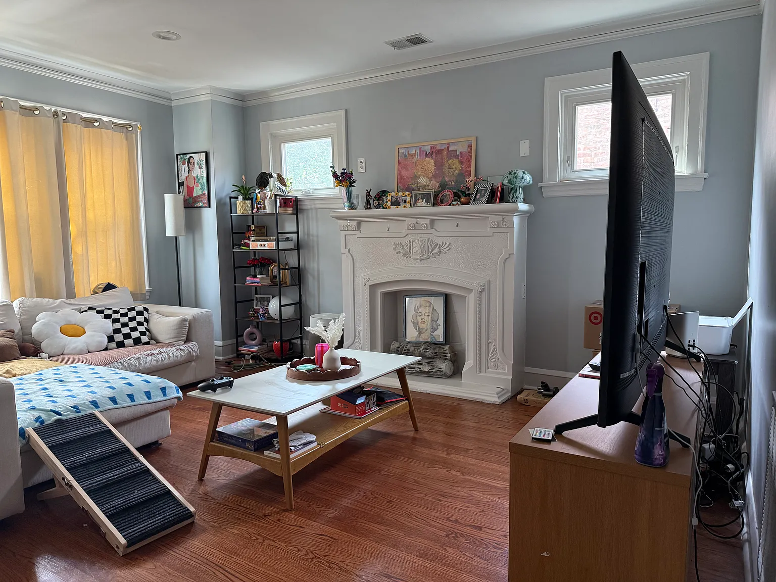 2824 N Parkside Ave — Photo 2