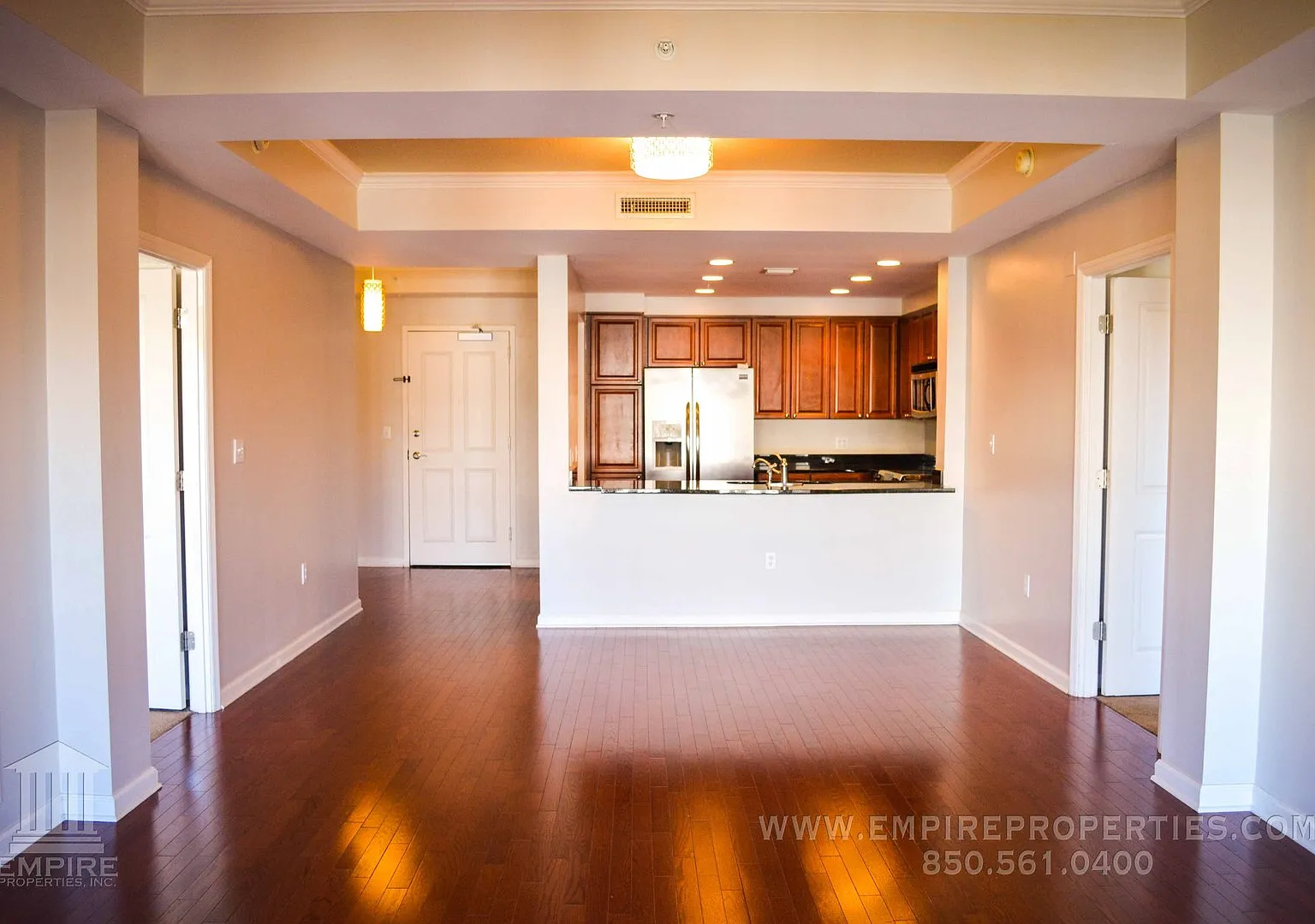 Downtown Condo in The Tennyson — Photo 3