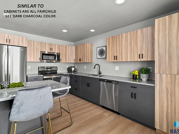 5th image of 521 Harper Circle Cir