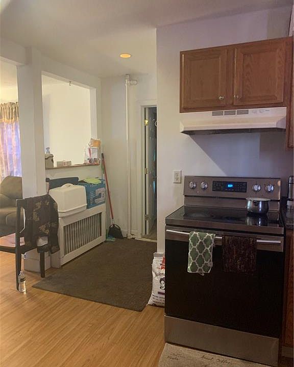 2nd image of 12 Cutler St #1