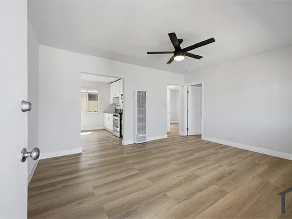 8414 S Figueroa St, Los Angeles, CA