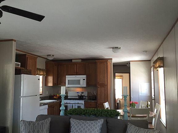3rd image of 1 Parsnip Ln