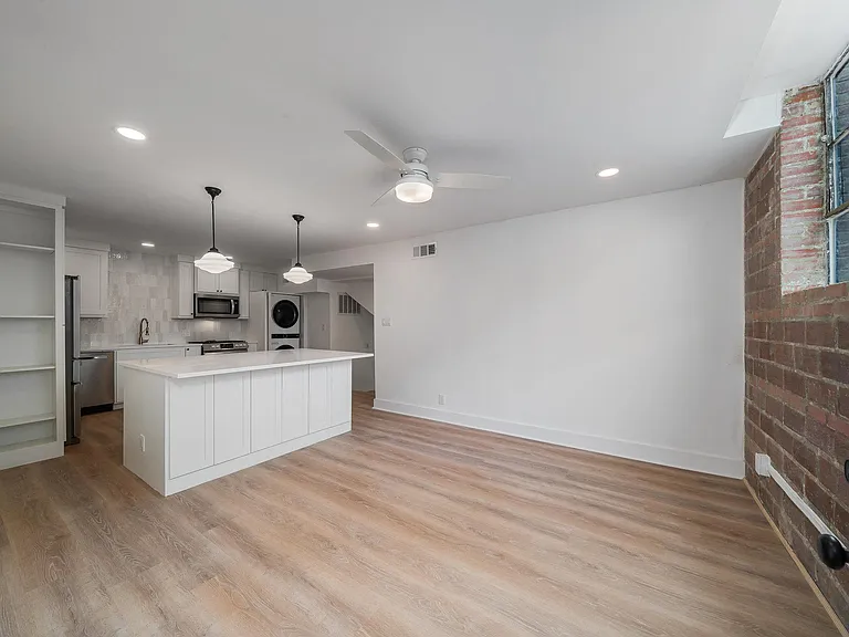 3501 Bryan St — Photo 16
