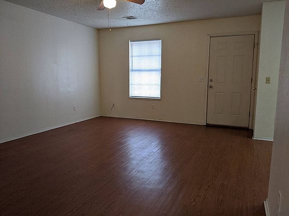 3rd image of 505 SE A St APT C