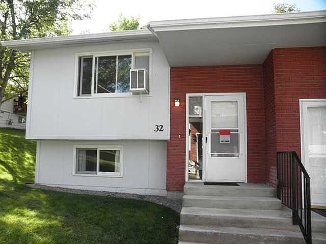 1st image of 2200 Garland St #32
