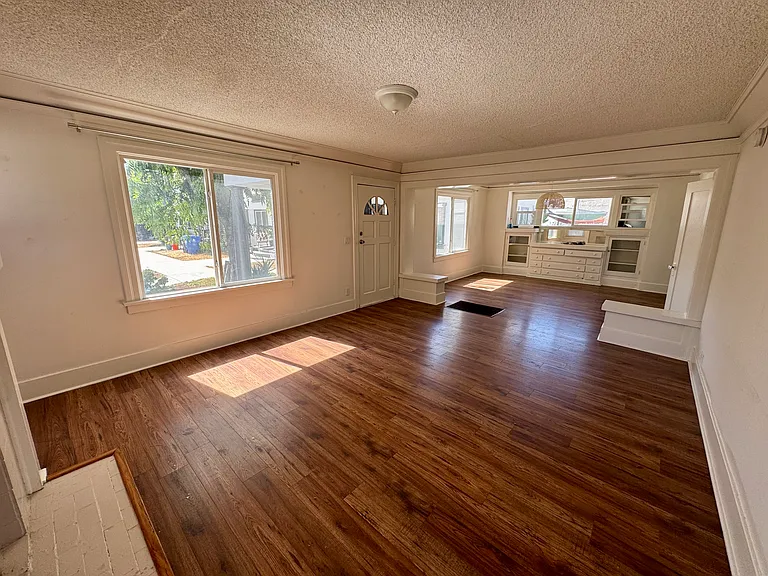 1162 N Madison Ave #1166 — Photo 2