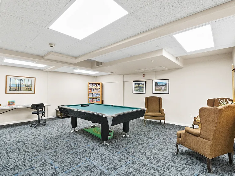 Bradford Terrace Senior Apartments — Photo 25