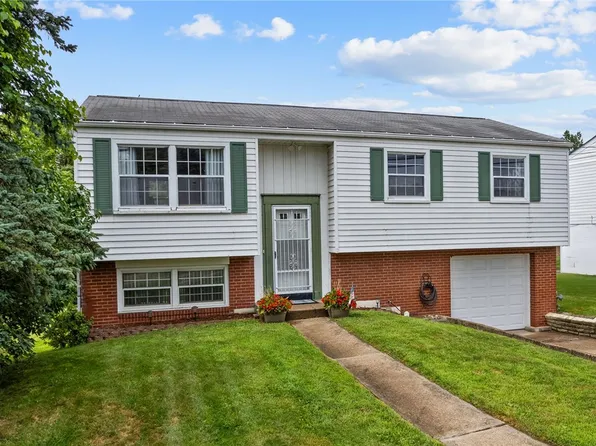 7672 Steubenville Pike, Oakdale, PA 15071