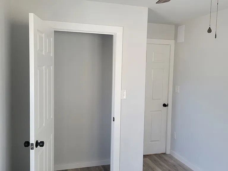 403 Locust St #A — Photo 9