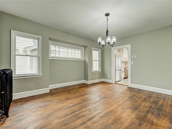 5th image of 1057 Lakeland Ave