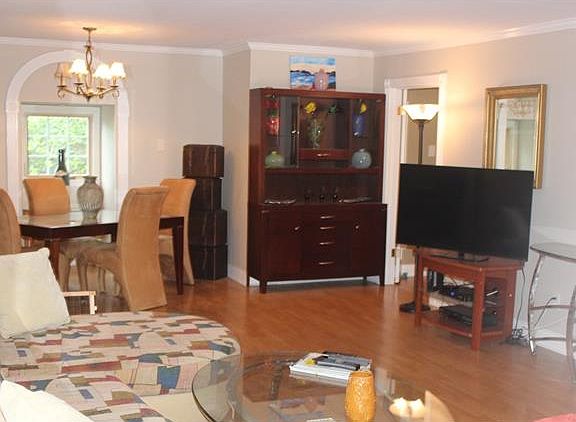 2nd image of 3000 Saint Charles Ave APT 404