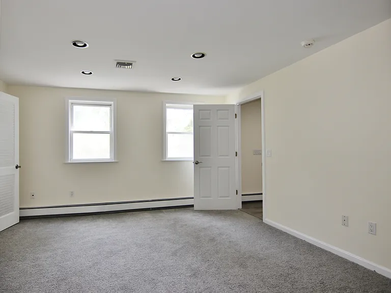 821 Long Ridge Rd #LL — Photo 13