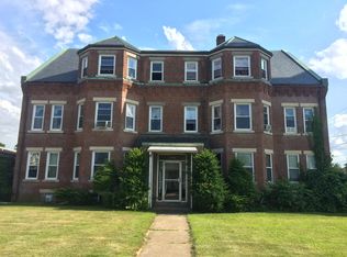 590 Front St APT 9, Chicopee, MA 01013