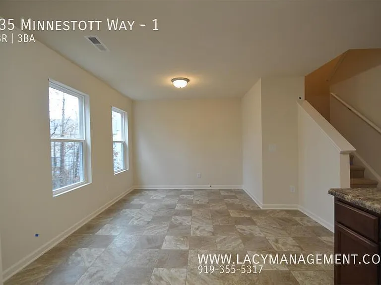 635 Minnestott Way #1 — Photo 3