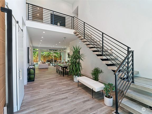 3rd image of 13214 NE 70th Street