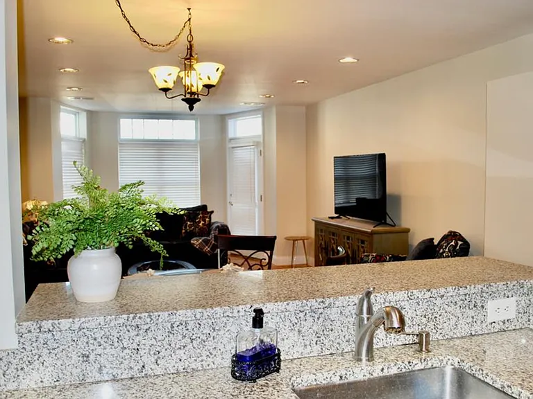 3106 Leeward Dr — Photo 6