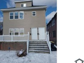 12323 Flanders St, Detroit, MI