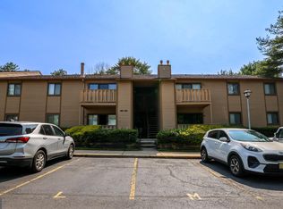 2108 Woodhollow Dr, Marlton, NJ 08053