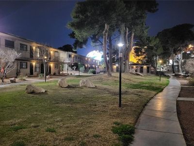 605 S Royal Crest Cir UNIT 16, Las Vegas, NV, 89169