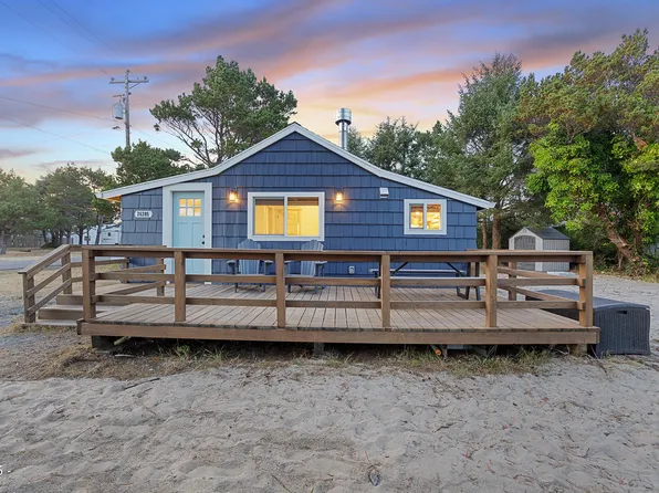 26205 Nedonna Ave, Rockaway Beach, OR 97136