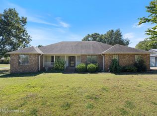 4075 Davall Dr, Olive Branch, MS 38654