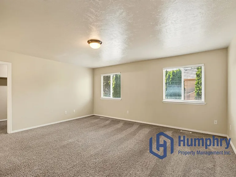 3527 E Hand Cart Ln — Photo 23