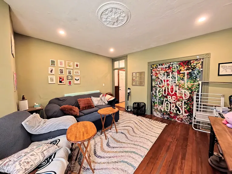 7 Kenney St #1 — Photo 4