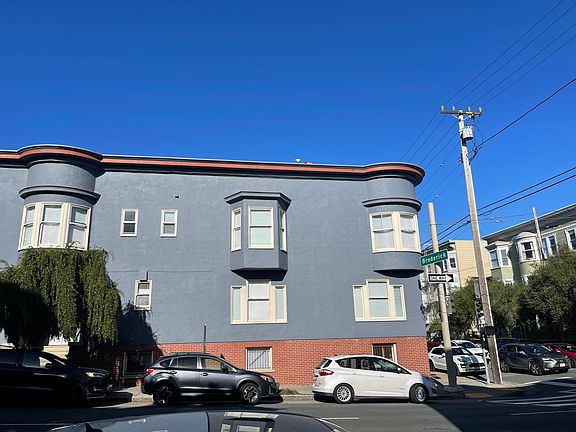 2nd image of 2700 Bush St
