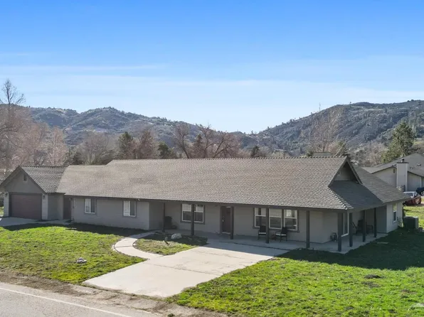 30150 Jamaica Dunes Dr, Tehachapi, CA 93561