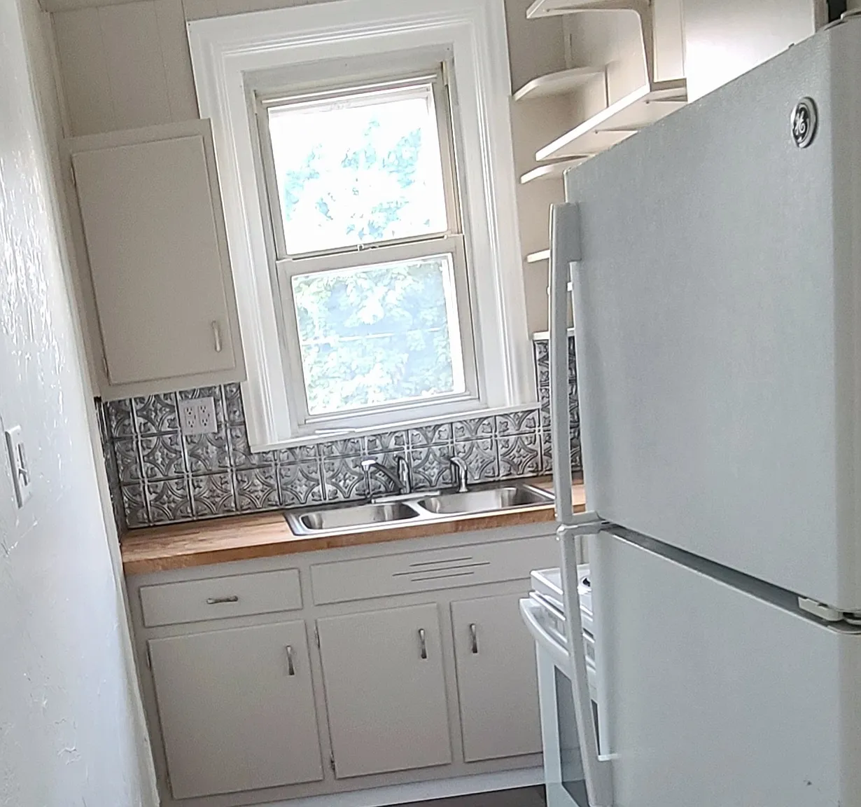 2 bed, 900 sqft, $1,350 — Photo 3
